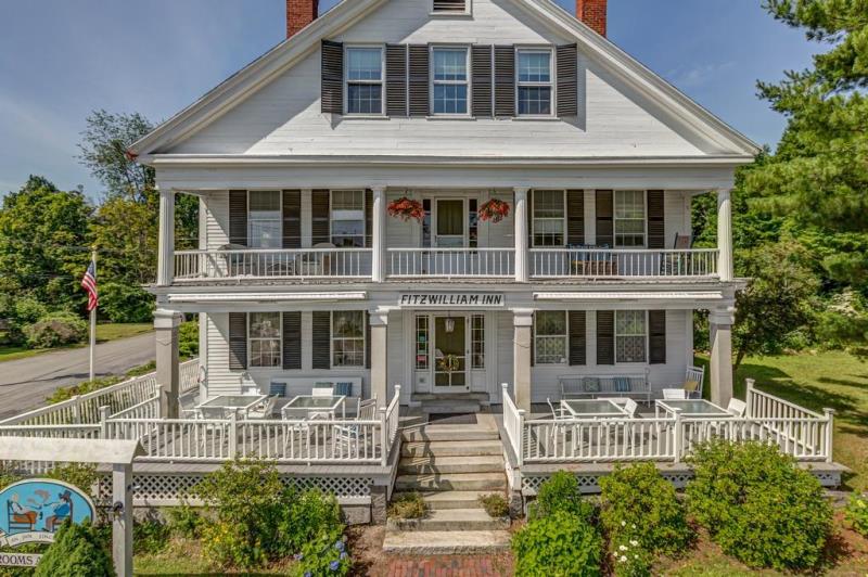 Drug Addiction Treatment in Marlborough, NH (4) Drug Addiction Treatment in Marlborough, NH | PHP | IOP | Trauma-Informed Care | Mountain View Retreat<br />