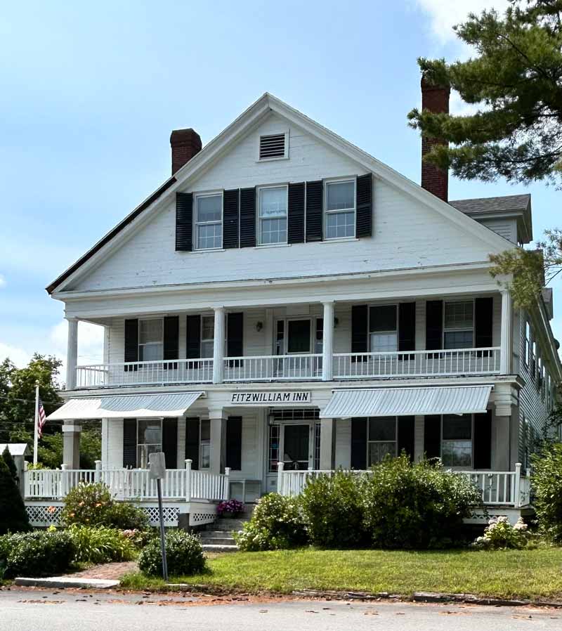 Mountain View Retreat in Marlborough NH | Drug Addiction Treatment in Marlborough, NH | PHP | IOP | Trauma-Informed Care | Mountain View Retreat